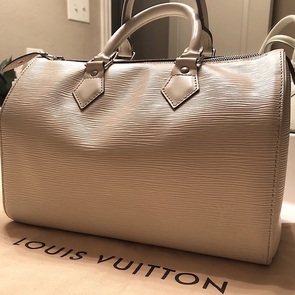 Louis Vuitton Handbags - Louis Vuitton Epi Speedy 25